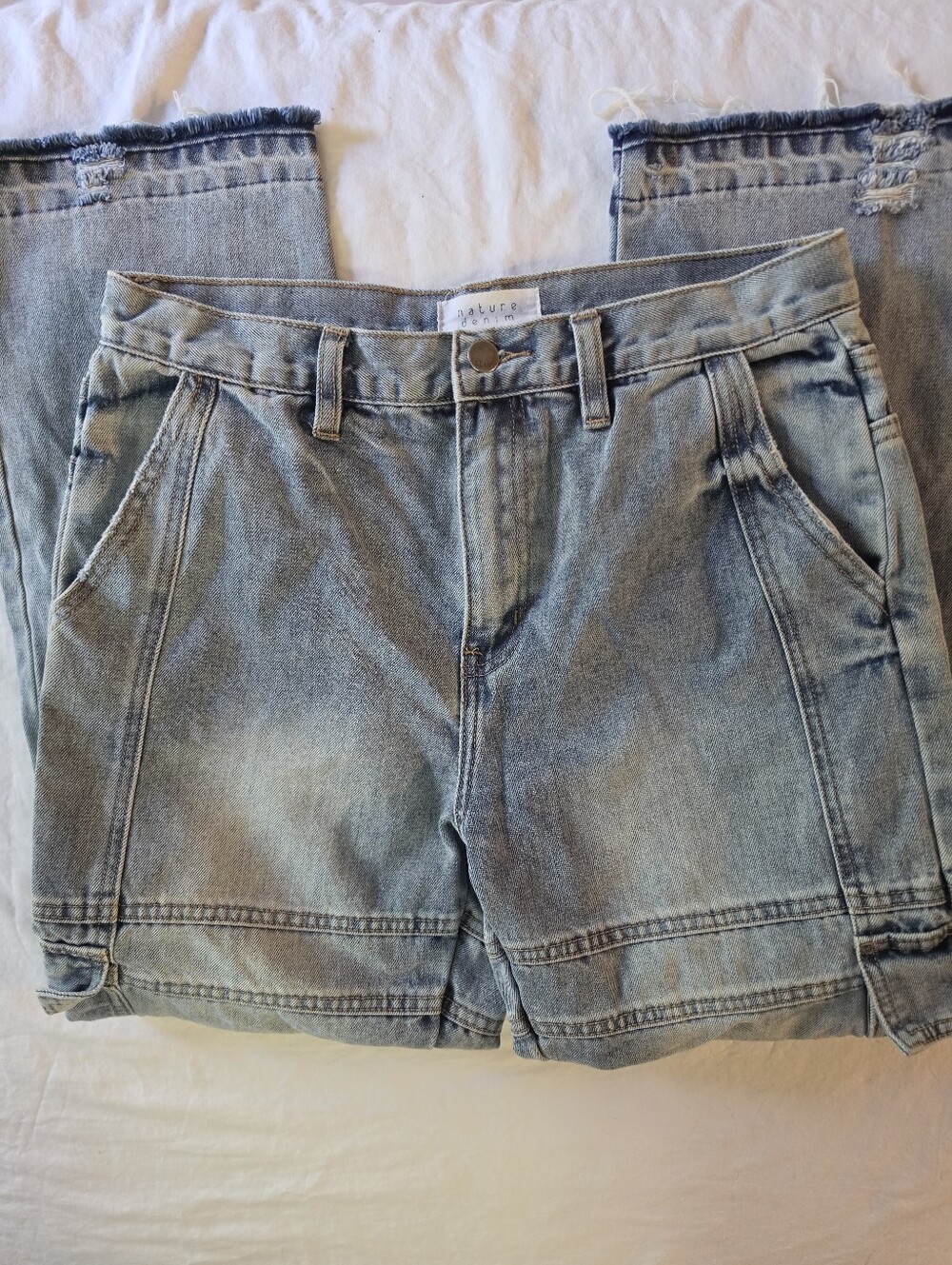 Nature Denim Light Wash Cropped Cargo Jeans Size 7